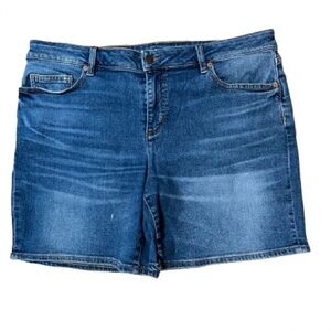 Lands’ End Denim Blue Women's Shorts Size 16